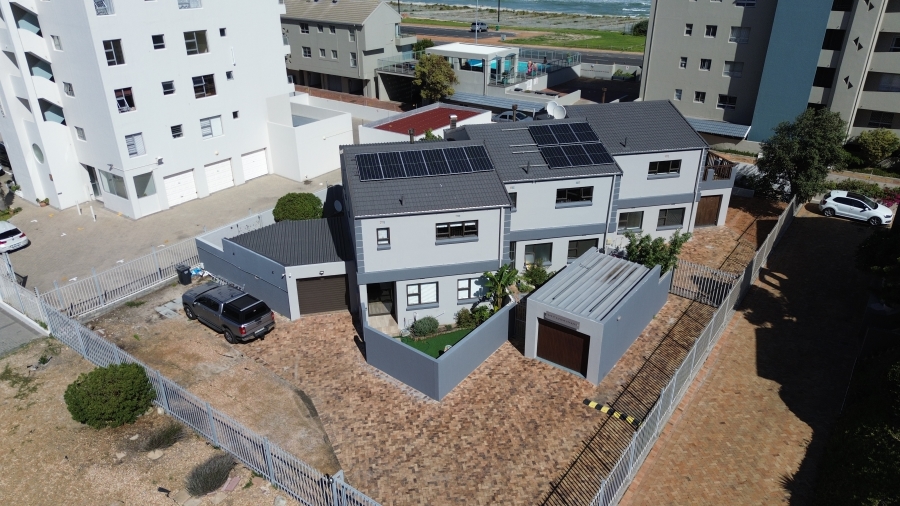 Commercial Property for Sale in Waves Edge Western Cape